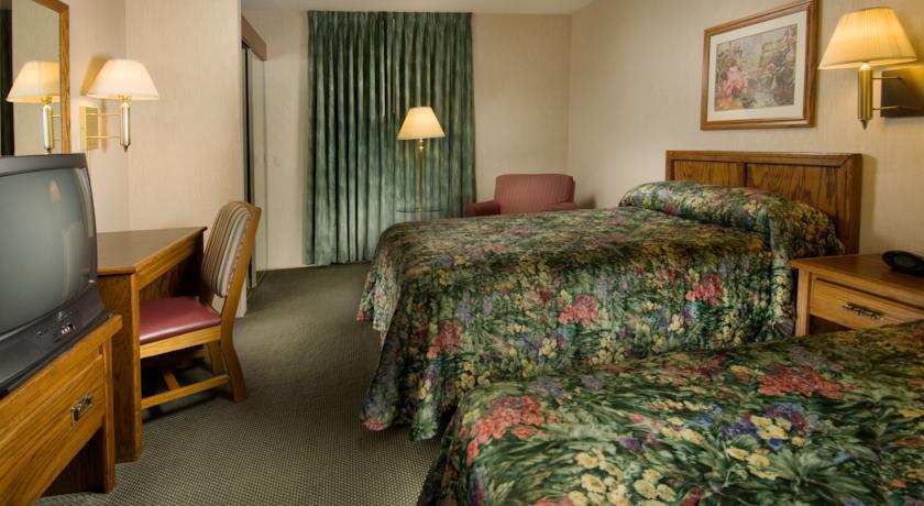 Pear Tree Inn St. Louis - Арнолд Номер фото